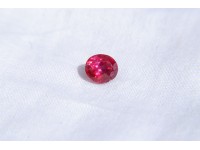 Vivid Red Ruby - 1.083 ct - GIA Certified - Unheated - Oval Cut - Minor Flaw