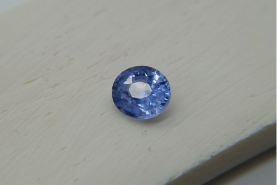 IGL Certified - 1.66 ct Pastel Blue Sapphire - Premium Oval Cut