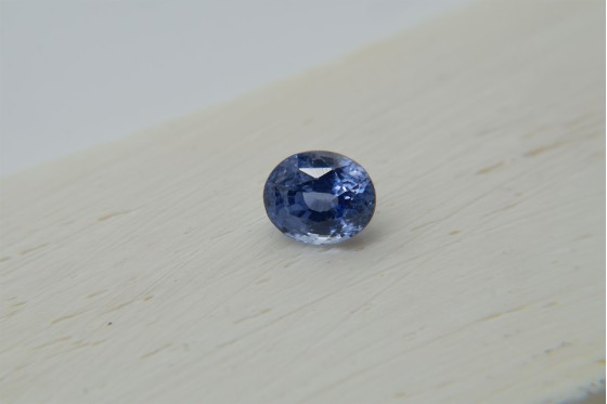 1.65 ct - Neon Pastel Blue Sapphire - Oval Cut - GIA Certified - Unheated