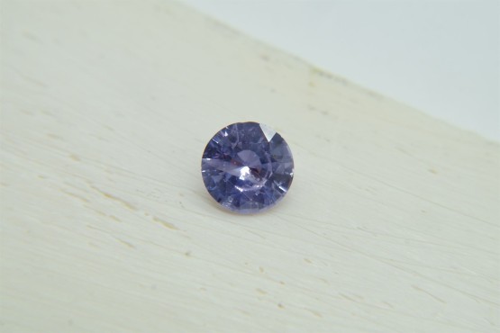 Vivid Violet Sapphire - 1.327 ct - IGL Certified - Round Cut - Unheated