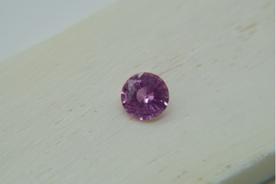 Vivid Pastel Pink Sapphire - 1.206 ct - IGL Certified - Unheated - Round Cut -