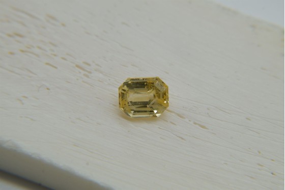 Vivid Lemon Yellow Sapphire - 1.565 ct - IGL Certified - Octagon Cut