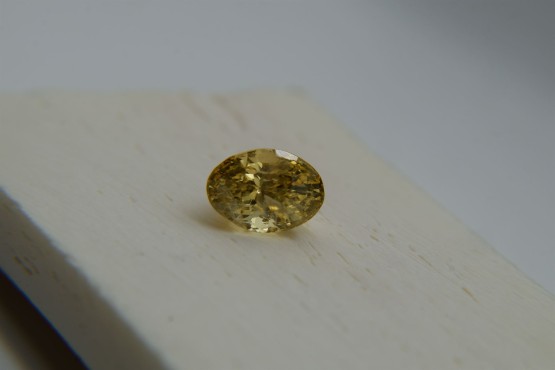 Vivid Neon Lemon Yellow Sapphire - 2.753 ct - AGL Certified - Oval Cut