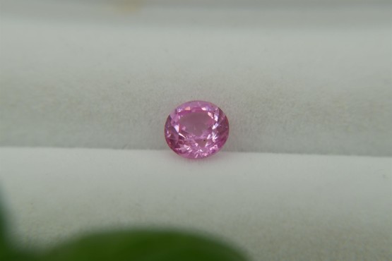 Pastel Orange Pink Sapphire - 1.15 ct - Handcrafted Round Cut - Unheated