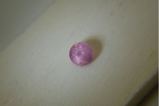 Neon Fire Pink Mahenge Spinel - 1.05 ct - IGL Certified - Slightly Included