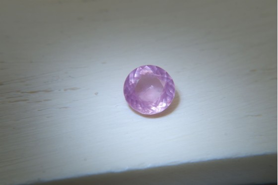 Neon Fire Pink Mahenge Spinel 1.15 ct - Round Cut - Unheated - IGL Certified -