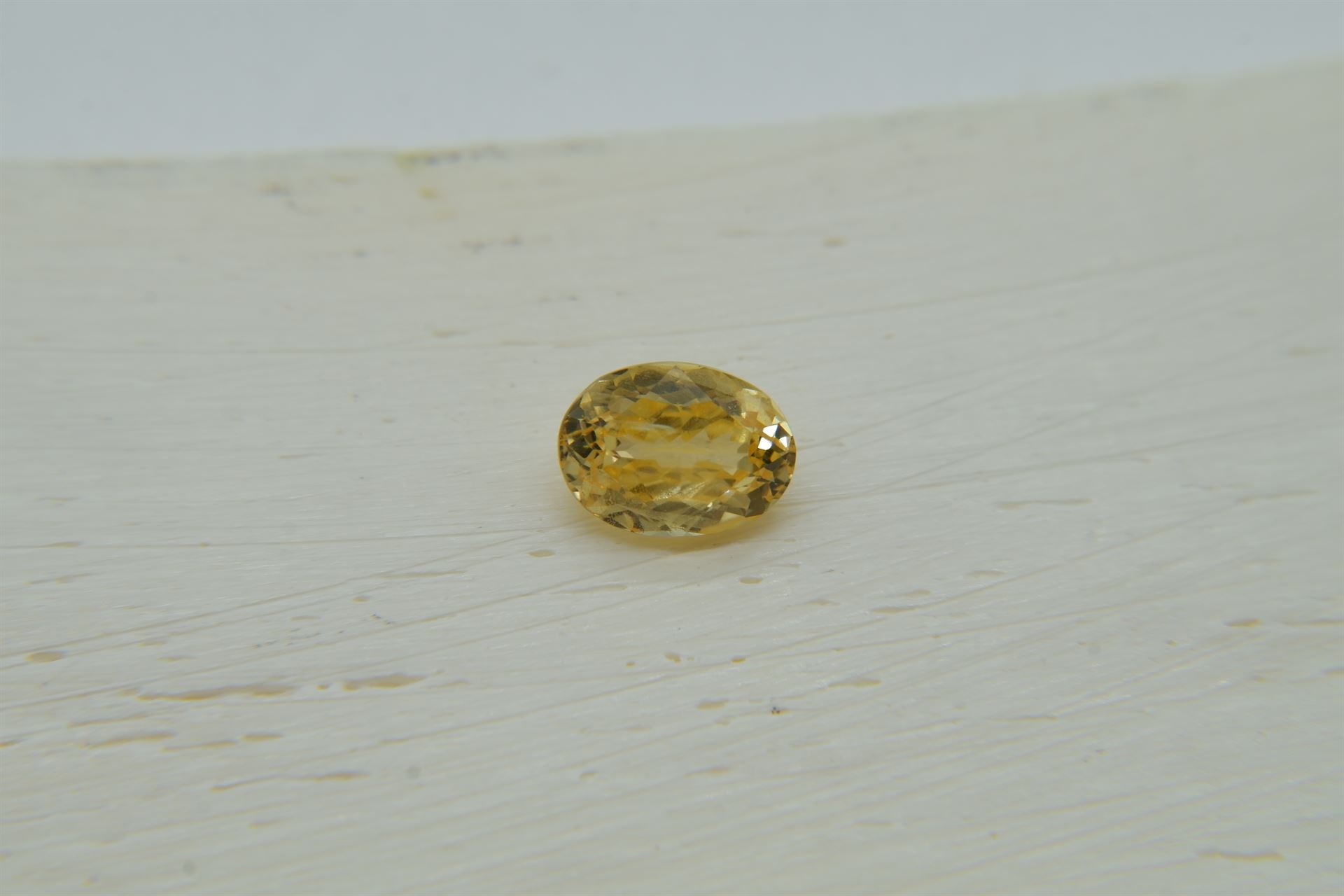 Vivid Yellow Sapphire - 1.20 ct - GIA Certified - Oval Cut - Unheated